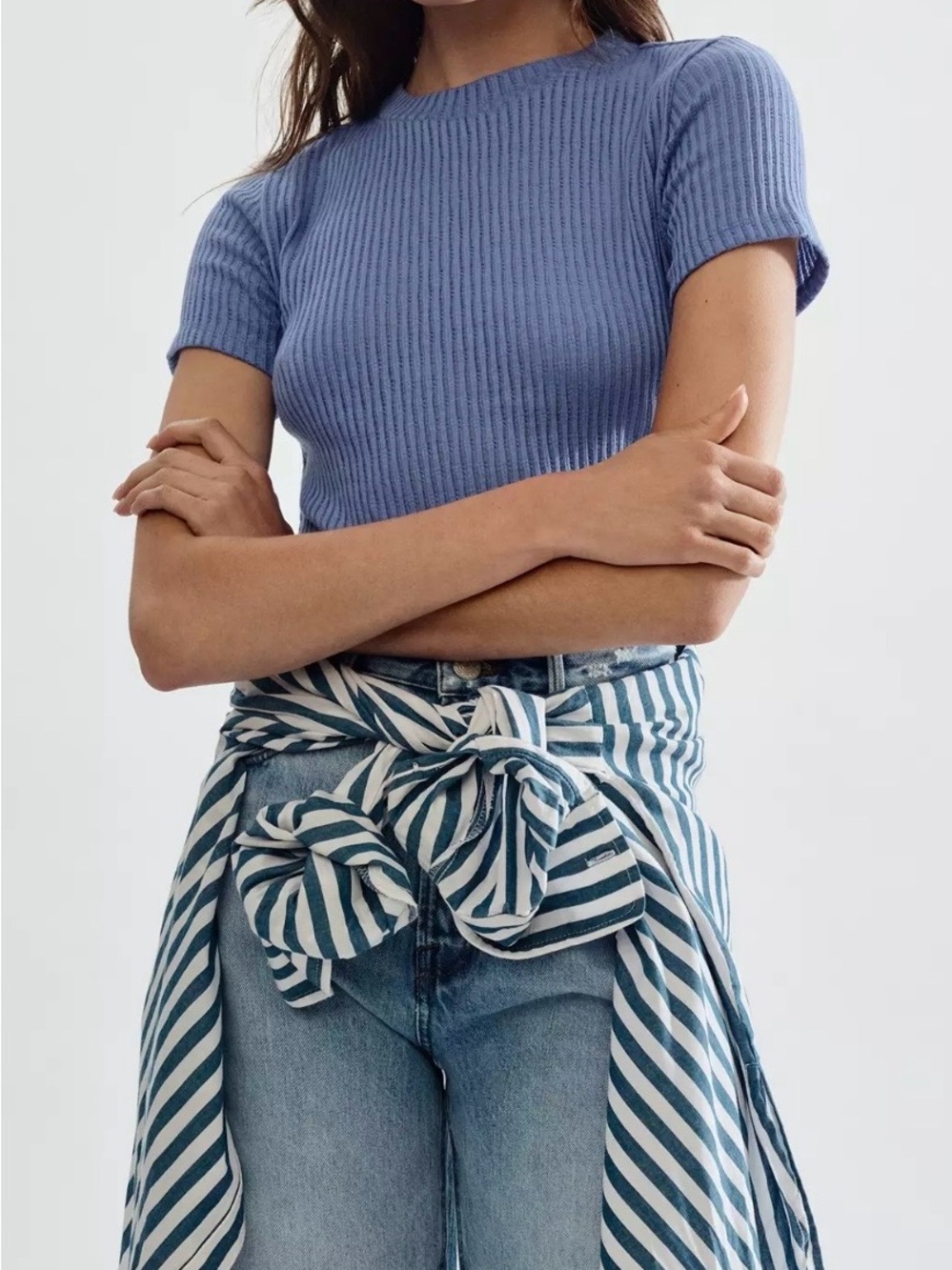 Ribbed Short Sleeve Knit Top in Navy Blue